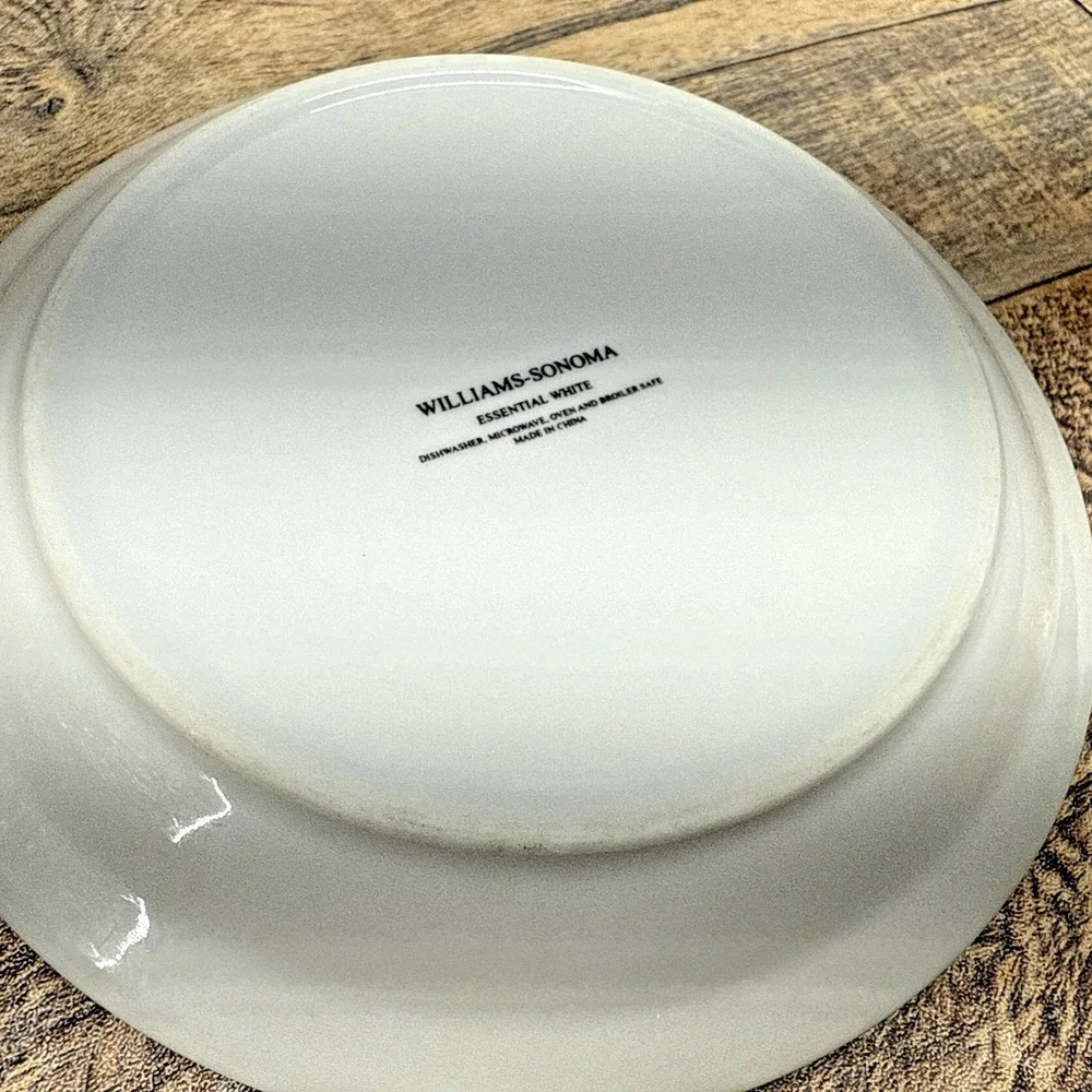 Williams Sonoma Essential White 6 Inch Plate- Replacement Plate